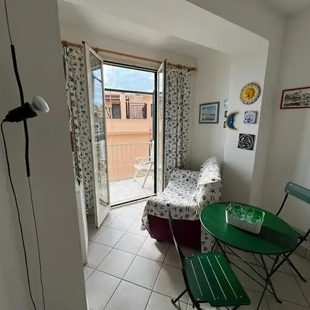 Apartment Una Finestra Sul Mare Nettuno