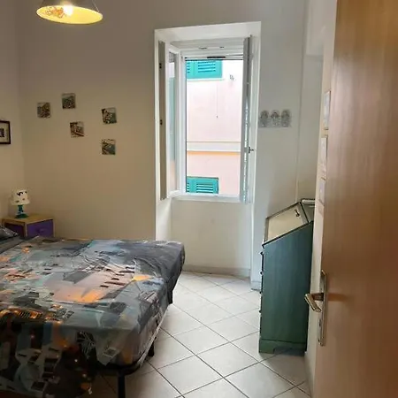 Una Finestra Sul Mare Apartment *